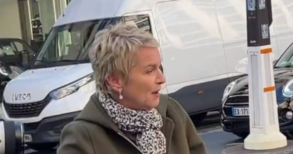 Elise Lucet nel mezzo di una discussione tra automobilisti a un distributore di benzina |  Le persone