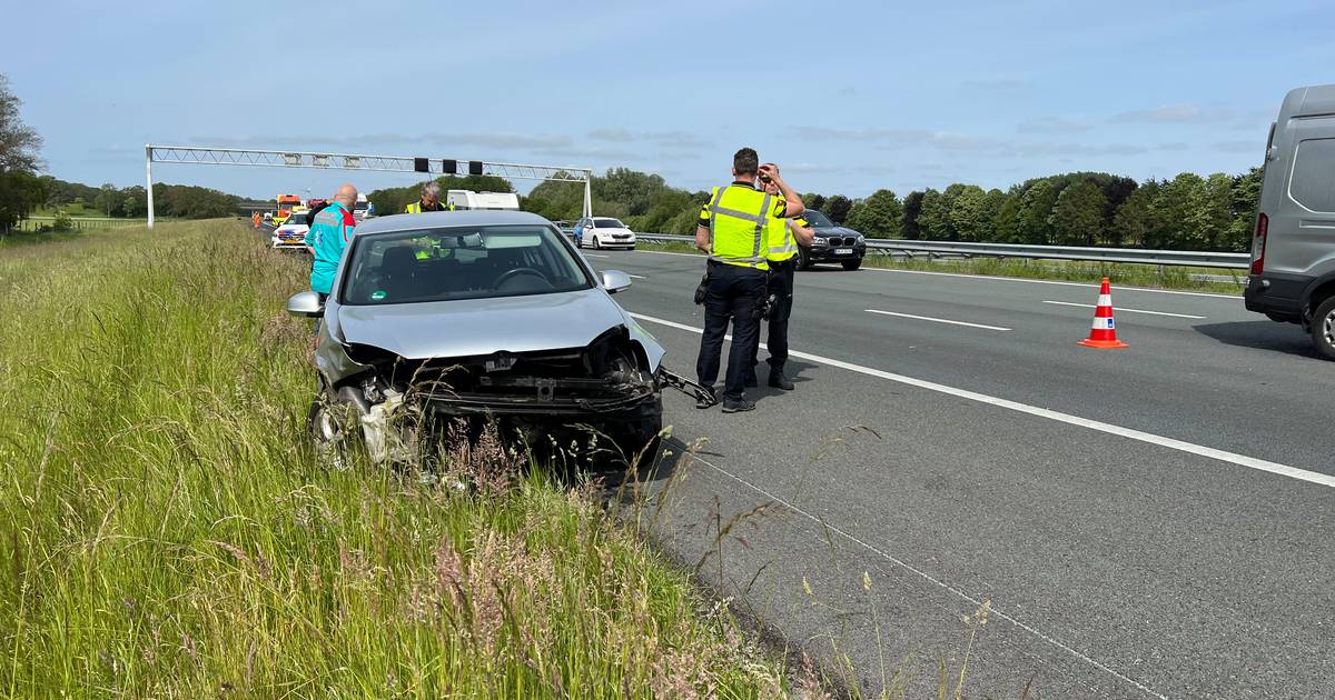 Vrouw gewond bij ongeluk op A1 bij Deventer.