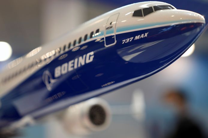 Модель Boeing 737 Max.
