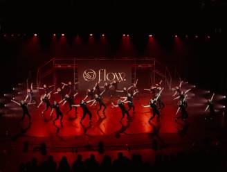 Dansateljee zorgt voor verrassing tijdens show Under Construction: “Nieuwe naam flow en nieuw logo”