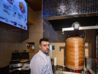 Duitsers ‘grillen’ bondskanselier over stijgende kosten van döner kebab: ‘Maak zo'n broodje 4 euro’