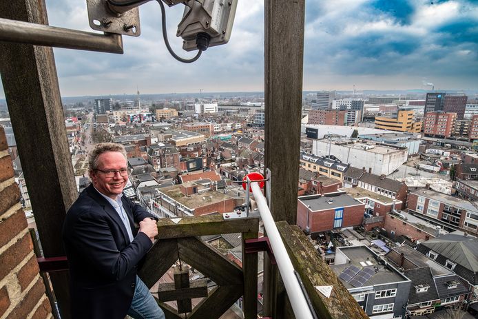 Wethouder Gerard Gerrits stelt dat de groei naar 100.000 inwoners noodzakelijk is.