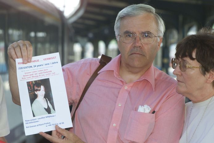 Phil Kerton en zijn vrouw in het station van Oostende (archiefbeeld).