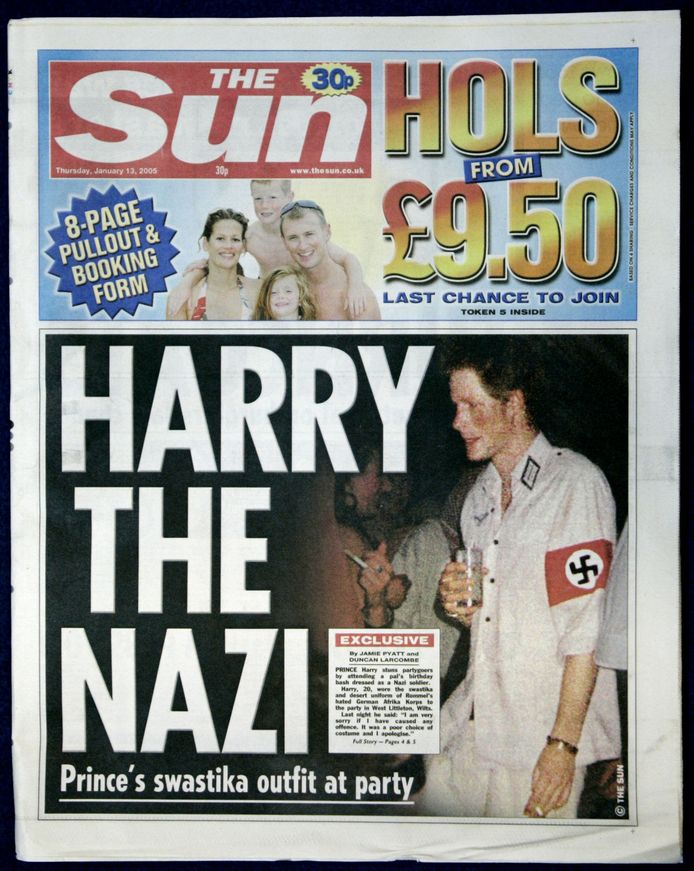 In 2005 haalde Harry de voorpagina's toen hij op een verkleedfeestje was verschenen in nazi-uniform.
