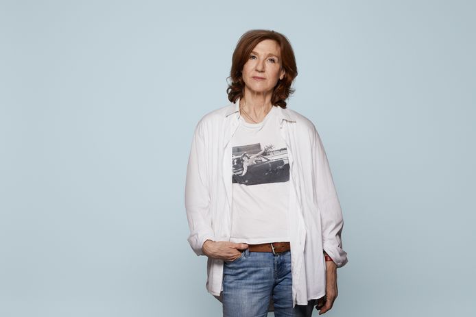 Actrice Elsie de Brauw heeft één guilty pleasure: ‘Rook één sigaret per ...