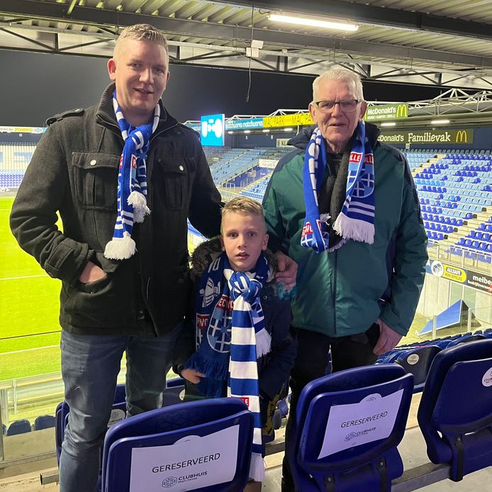 John, Jesse en Jan Berendsen bij de wedstrijd PEC Zwolle - FC Den Bosch.
