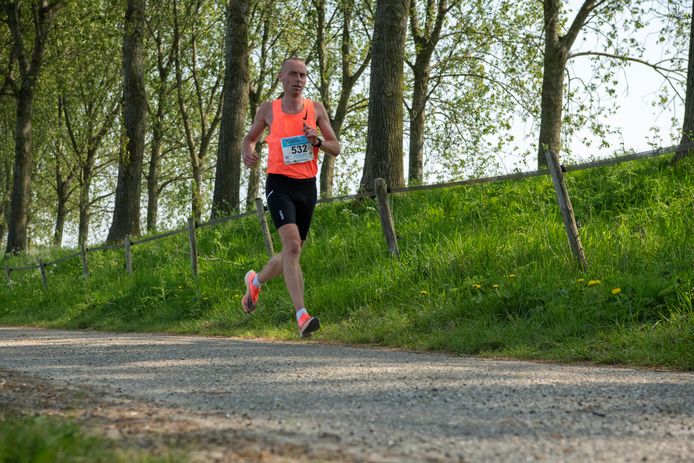serie afgekocht
Jeroen Kramer, hier tijdens de Marathon Zeeuws-Vlaanderen, was zaterdag de beste in Hulst.