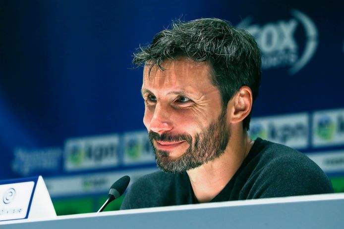 PSV-trainer Mark van Bommel wil zich met PSV ten koste van BATE Borisov kwalificeren voor de Champions League-groepsfase.