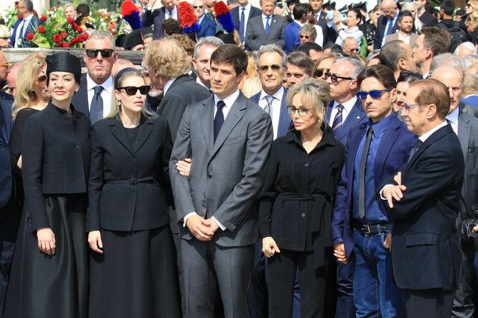 Les cinq enfants de Silvio Berlusconi (de gauche à droite):  Eleonora, Barbara, Luigi, Marina et Pier Silvio