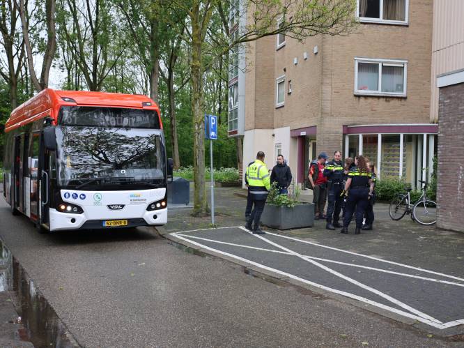 Persoon aangereden door lijnbus in Delft