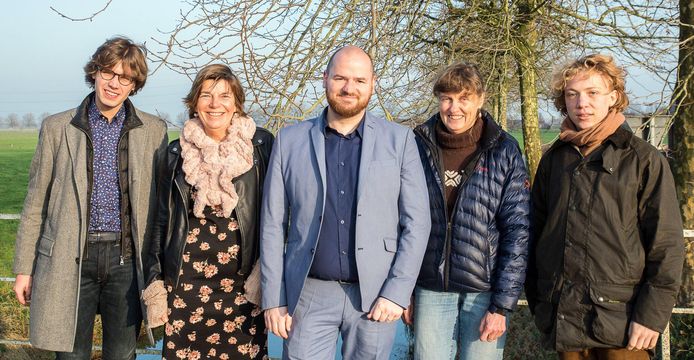 Van links: Timon Hoogenaar, Annemie De Bie, Peter Cousaert, Lut Van der Spurt en Wout Bonroy.