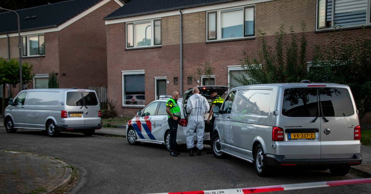 Buren van overleden man in Spankeren gaan uit van een misdrijf, maar de politie sluit dat uit .