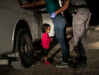Foto huilend migrantenmeisje is World Press Photo