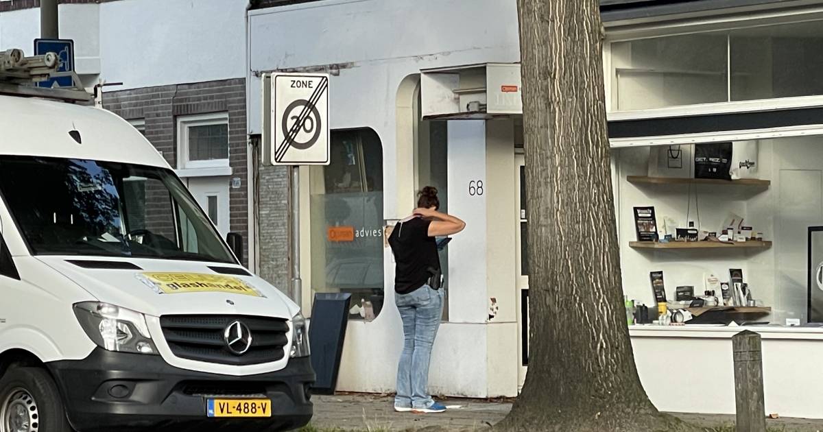 Verdachte dodelijk steekincident Almelo bekende van justitie: De aangehouden Almeloër zou na een eerdere veroordeling in afwachting zijn van enkele maanden detentie