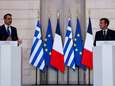 Macron vindt dat Europa meer aandacht moet besteden aan Defensie en tekent pact met Griekenland