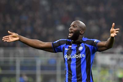 LIVE. Ook Lukaku laat het liggen! Inter dwingt dankzij sterke ‘Big Rom’ grote kansen af tegen Napoli, maar krijgt de bal niet voorbij Meret
