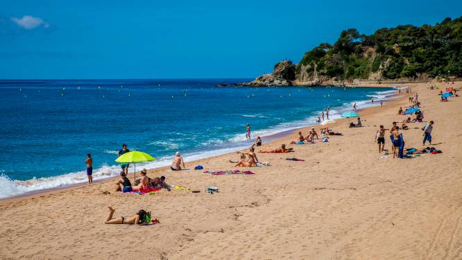 Au moins 8 jeunes contaminés après un voyage à Lloret de Mar