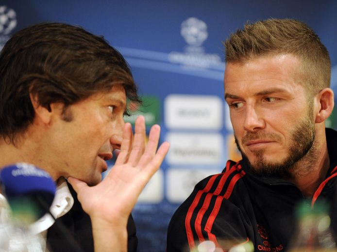 Leonardo hier als trainer van AC Milan in gesprek met David Beckham.