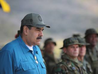 Maduro laat ultimatum om verkiezingen uit te roepen verstrijken en waarschuwt dat Trump “met bloed besmeurd” zal zijn bij invasie