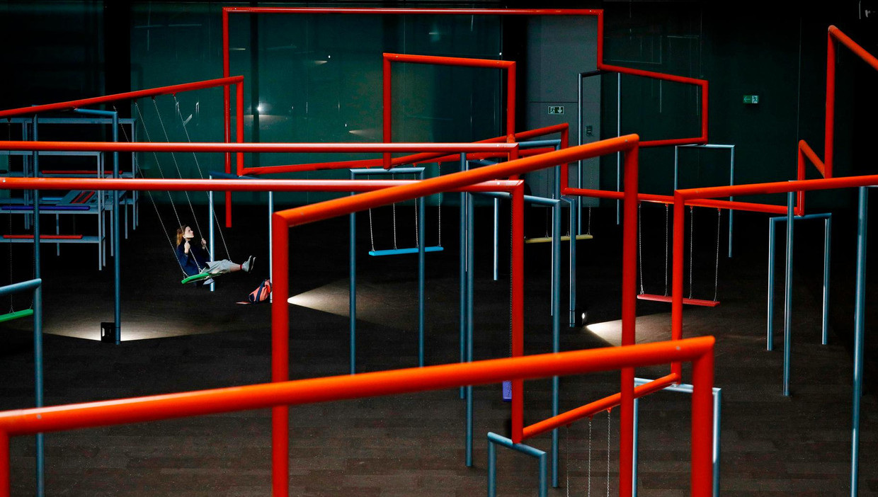 Cultuurblog - Grote hal Tate Modern veranderd in speeltuin voor volwassenen