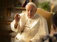De paus, gezeten in zijn rolstoel, keek verrast om na het roepen van ‘Argentina’ en ‘Sivori’