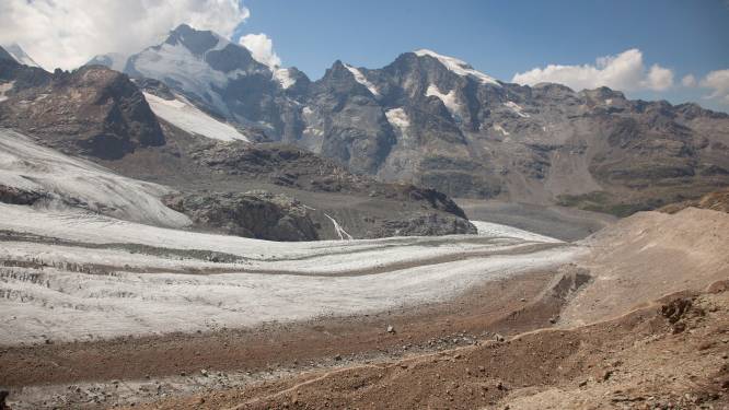 Alpengletsjers verdwijnen in recordtempo door opwarming: “Met meer jaren zoals 2022 zou het snel kunnen gaan”
