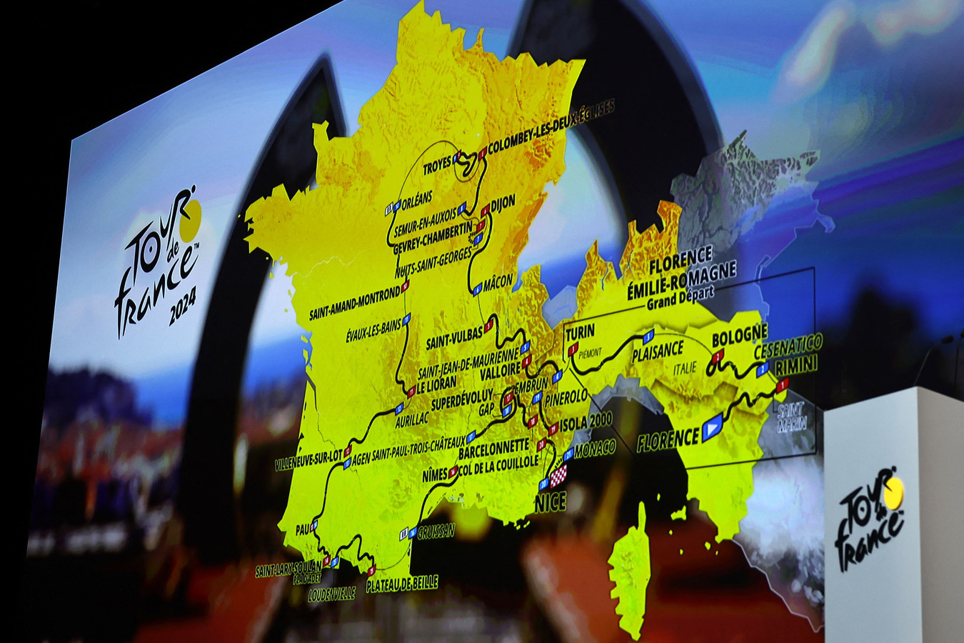 Atypische Tour de France van 2024 krijgt zware gravelrit en trekt over