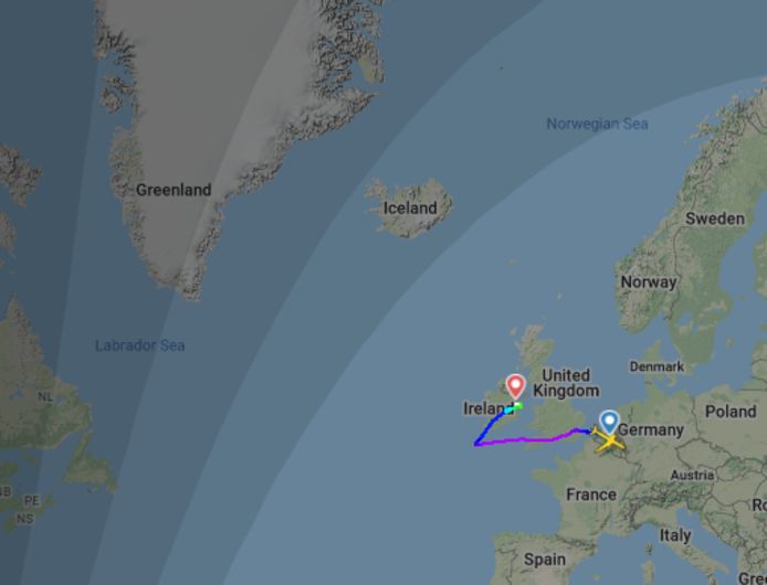 Op Flight Radar is duidelijk te zien dat vlucht SN501 een noodlanding in Dublin maakte.