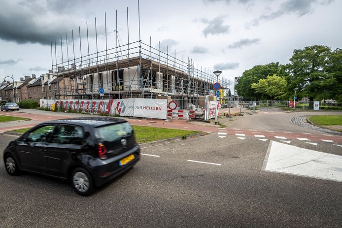 Een van de appartementengebouwen van project Schryverskade aan de Nachtegaallaan en Vondellaan in Helmond.