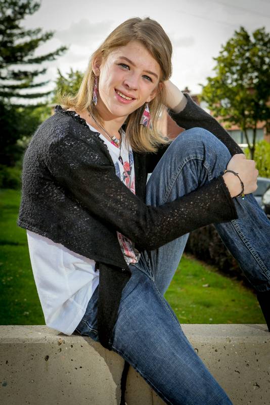 Dominique 17 Wil Na Half Jaar Als Meisje Weer Jongen Zijn Wonen Ad Nl