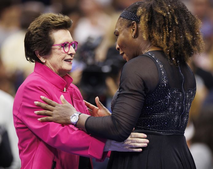 Serena Williams e Billie Jean King dopo la partita.