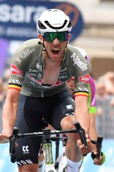 Vluchter De Bondt zet sprinters een hak in laatste vlakke etappe Giro
