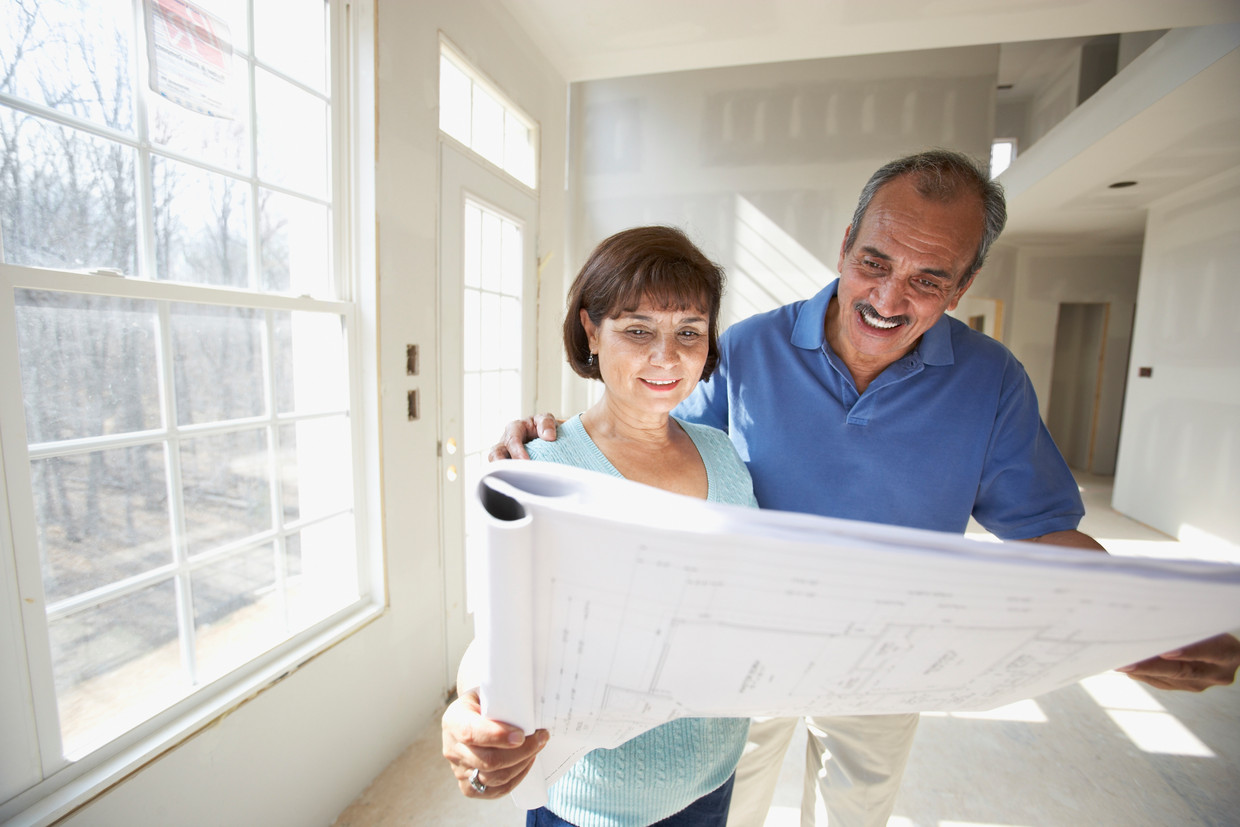 Verbouwen en uw woning aanpassen aan uw noden of verhuizen blijken vaak de beste keuzes.  Beeld Getty Images
