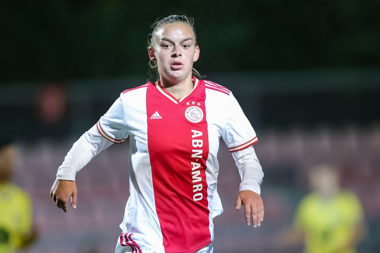 Romée Leuchter was met haar doelpunten belangrijk voor Ajax. Beeld Pro Shots / Remko Kool