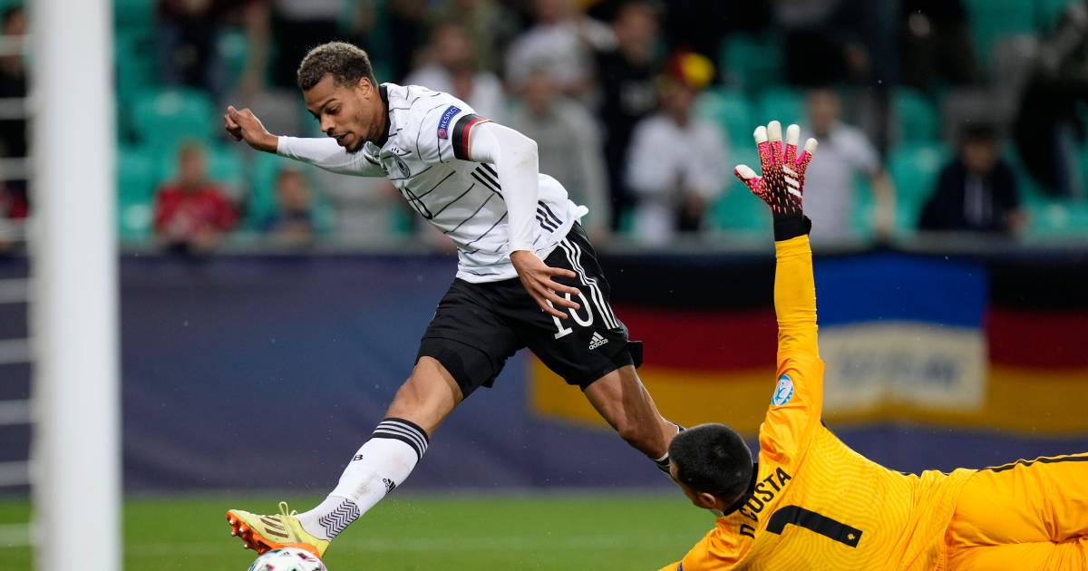 Anderlecht Spits Nmecha Maakt Winnende Goal Voor Jong Duitsland In Ek Finale Buitenlands Voetbal Ad Nl