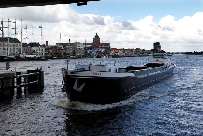 De ligging aan het water zorgt dat de logistieke sector in Kampen flink groeit.