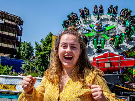 Het is een hete kermis tussen de hekken: ‘Superblij dat het kermisleven niet meer stilstaat’