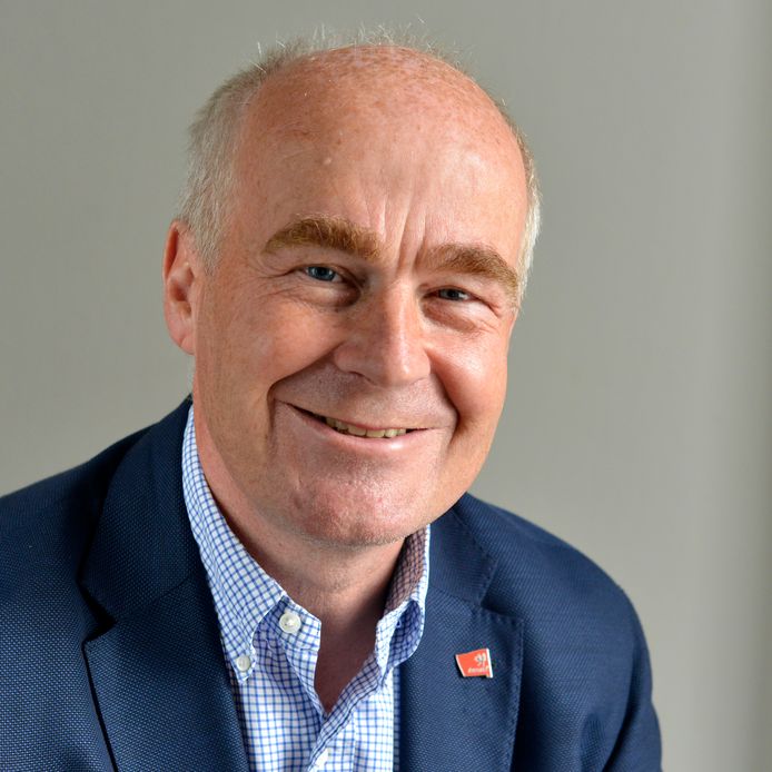 Raadslid Ton ten Vergert wil dat er meer tijd komt voor gesprekken met de omgeving.