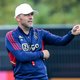 Ajaxtrainer Schreuder: ‘De sfeer zal straks fantastisch zijn op Anfield’