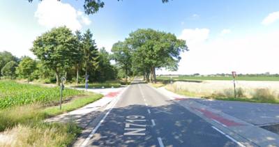 Fietser (84) kritiek na aanrijding door lichte vrachtwagen in Oudsbergen