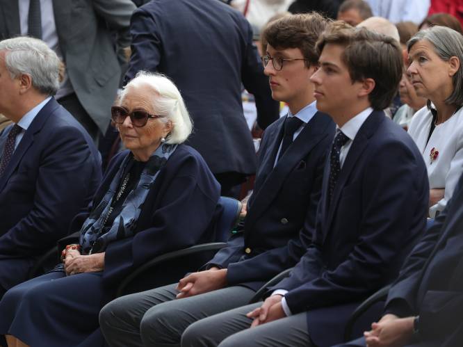 IN BEELD. Koningin Paola neemt twee kleinkinderen mee naar herdenking mijnramp in Marcinelle