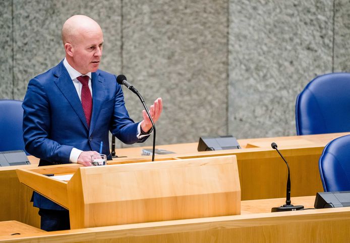 Demissionair staatssecretaris Raymond Knops van Binnenlandse Zaken en Koninkrijksrelaties.