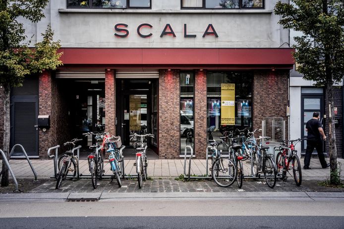 De Scala, een prachtige theaterzaal in de Dampoortbuurt