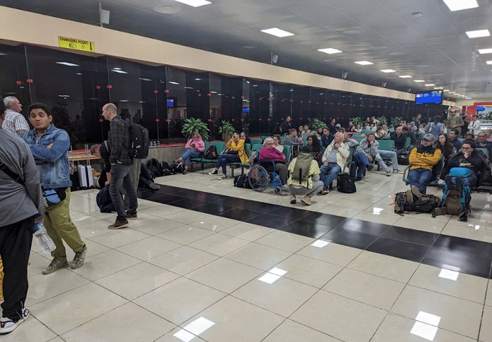 De passagiers van een vlucht van Cuba naar Mexico moesten urenlang in de luchthaven wachten door een technisch probleem.