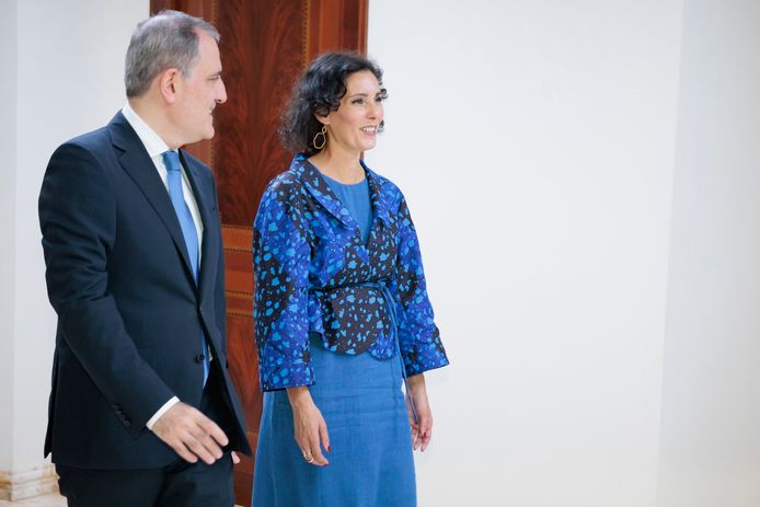 Lahbib ontmoette de minister van Buitenlandse Zaken van Azerbeidzjan in plaats van de president.