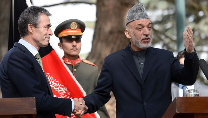 Anders Fogh Rasmussen, secrétaire général de l'OTAN et le président afghan Hamid Karzaï