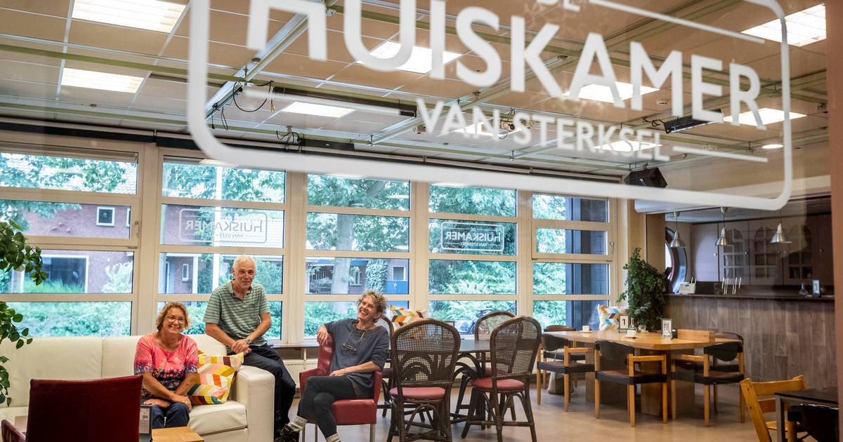 koffie, krantje en kletsen in De Huiskamer van Sterksel