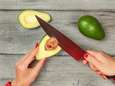Plastisch chirurgen waarschuwen: Gebruik geen mes als je pit avocado verwijdert