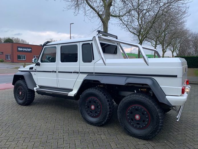 Te Koop In Nederland Monsterlijke Uber Benz Voor 850 000 Euro Auto Ad Nl