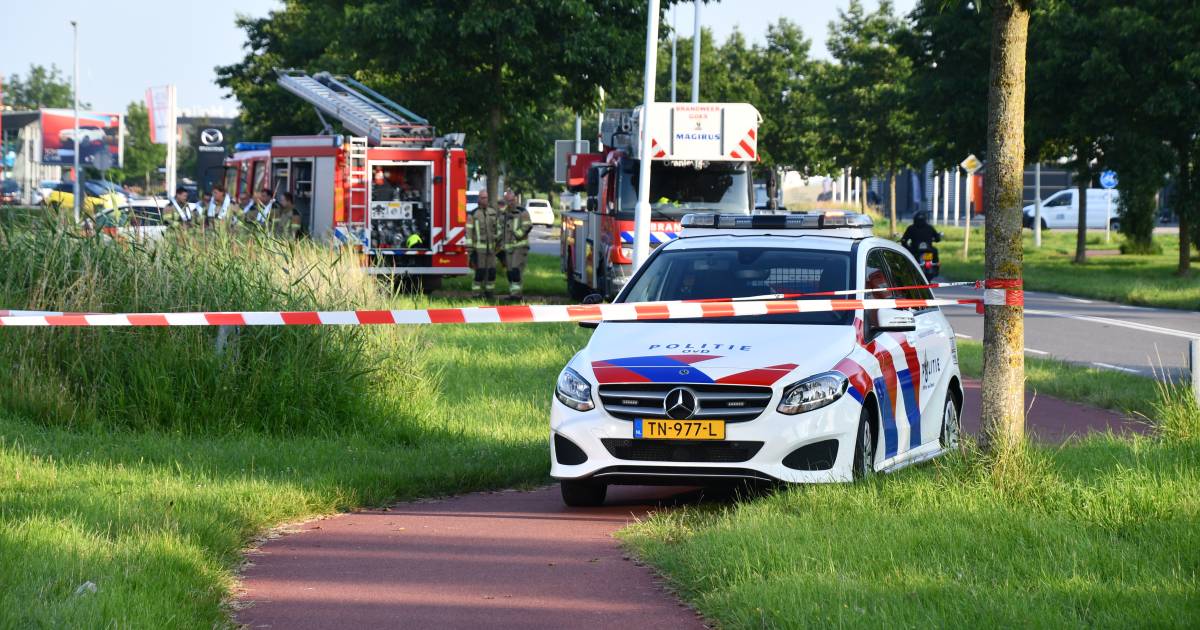 Dode Man In Watergang Goes Bevelanden Pzc Nl